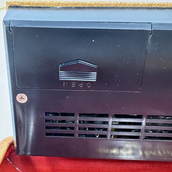 Vintage Portable Traveling Radio Transistor Alarm Clock with Cognac Leather Case - Picture 7 of 16